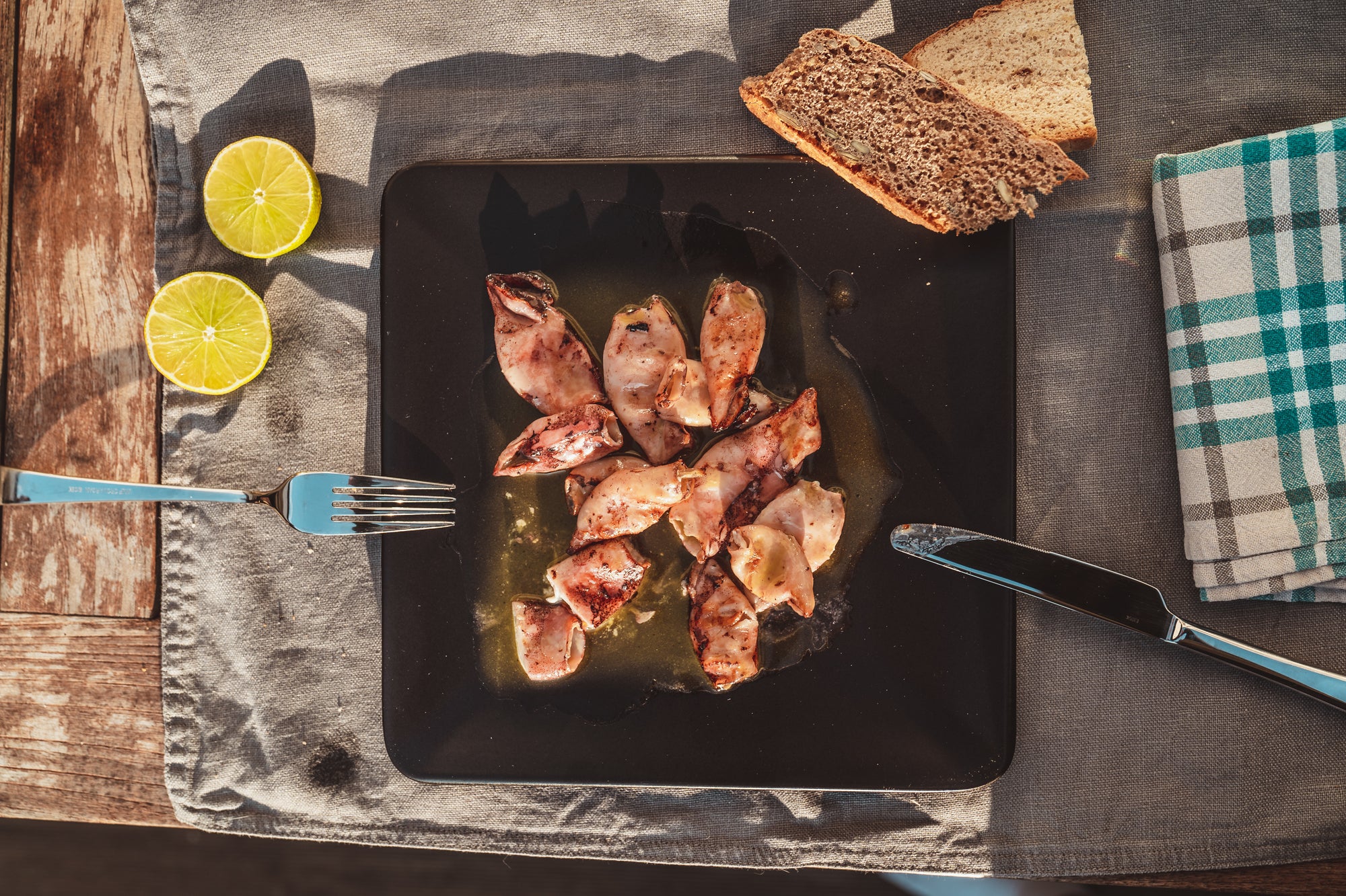 Calamaretti mit Rosmarin-Olivenöl Vinaigrette