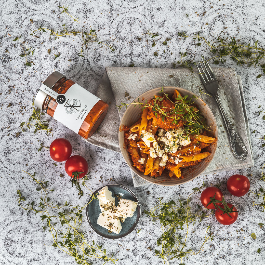Tomatensugo Feta-Käse